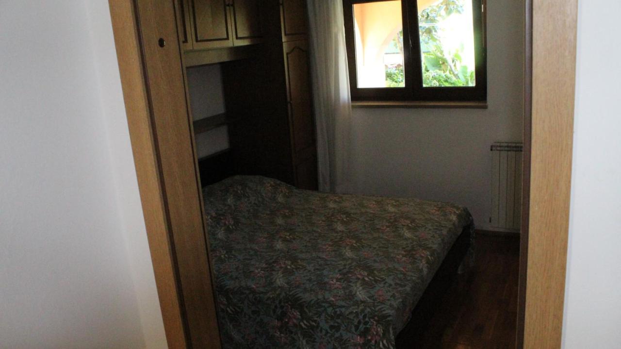 Apartment 100m2, Full Opremljen, Privatni Parking. Pula